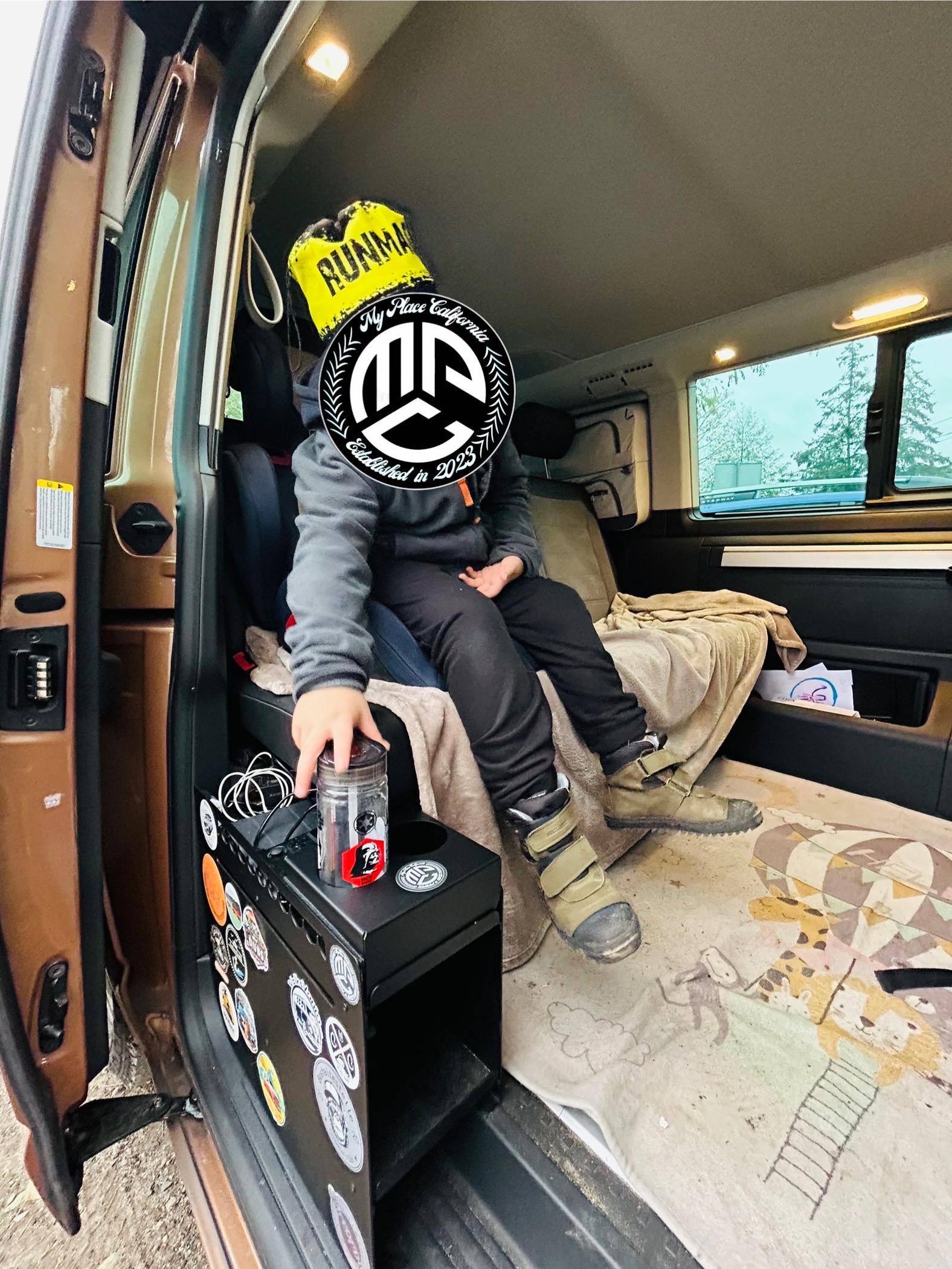 Aluminum Cup Holder for Our Shoe Box Volskwagen California