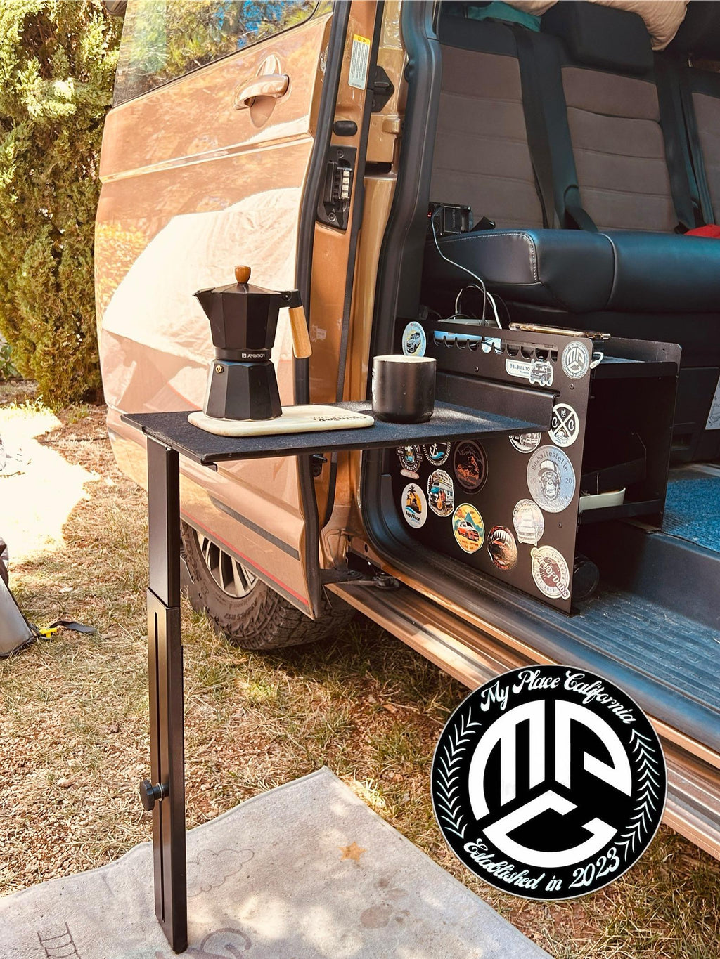 VW California configuration: shoe box, table, footrest, Multivan T5 T6 T6.1